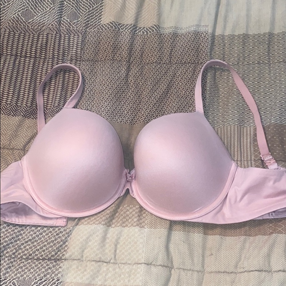 Victoria Secret Body by Victoria 36DD